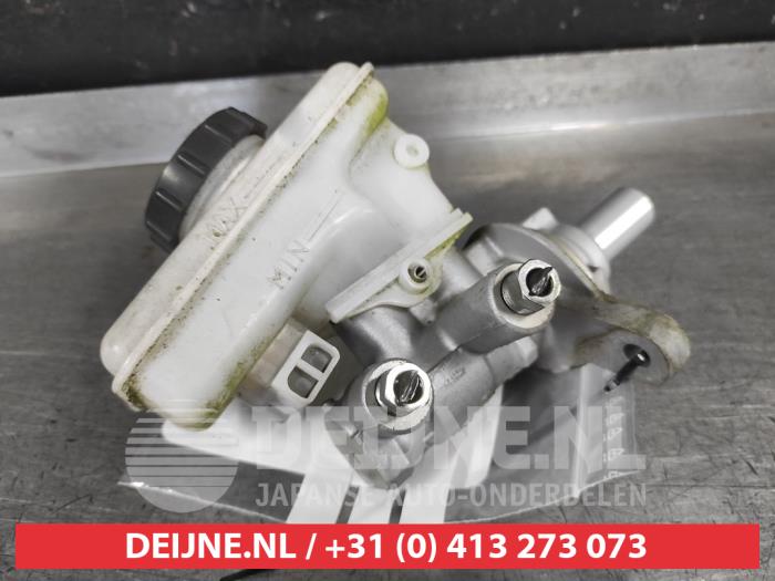 Begagnade Huvudcylinder Mazda MX-5 (ND) 2.0 SkyActiv G-160 16V Pris på förfrågan erbjuds av V.Deijne Jap.Auto-onderdelen BV