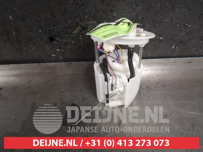 Usagé Pompe à carburant Mazda 3 (BP) 2.0 SkyActiv-G 122 M Hybrid 16V Prix € 150,00 Règlement à la marge proposé par V.Deijne Jap.Auto-onderdelen BV