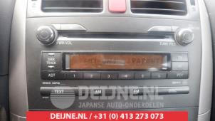 Gebrauchte Radio Toyota Auris (E15) 2.0 D-4D-F 16V Preis auf Anfrage angeboten von V.Deijne Jap.Auto-onderdelen BV