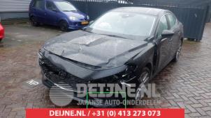 Begagnade Stötfångargrill Mazda 3 (BP) 2.0 SkyActiv-G 122 M Hybrid 16V Pris på förfrågan erbjuds av V.Deijne Jap.Auto-onderdelen BV