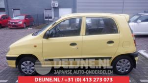 Used Front wing, left Hyundai Atos 1.0 12V Prime Price € 50,00 Margin scheme offered by V.Deijne Jap.Auto-onderdelen BV