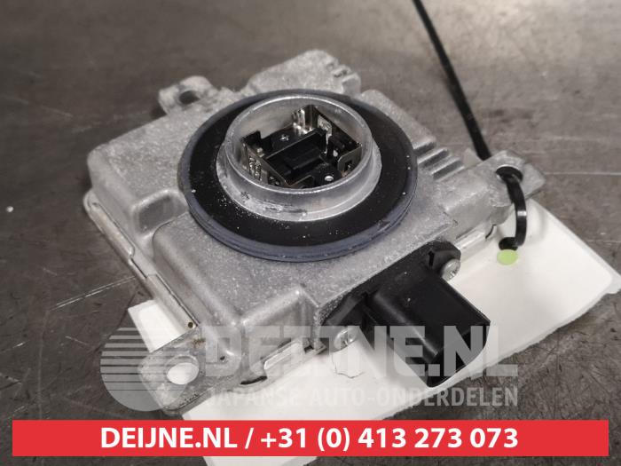Begagnade Xenonmodul Mitsubishi Outlander (GF/GG) 2.0 16V PHEV 4x4 Pris € 75,00 Marginaltabell erbjuds av V.Deijne Jap.Auto-onderdelen BV