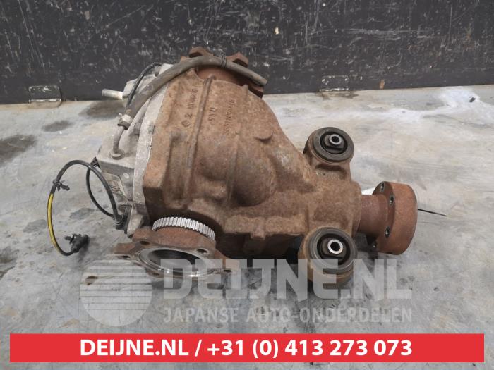 Rear differential from a Infiniti FX (S51) 37 3.7 V6 24V AWD 2010