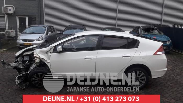 Usados Ventanilla triangular izquierda detrás Honda Insight (ZE2) 1.3 16V VTEC Precio € 35,00 Norma de margen ofrecido por V.Deijne Jap.Auto-onderdelen BV