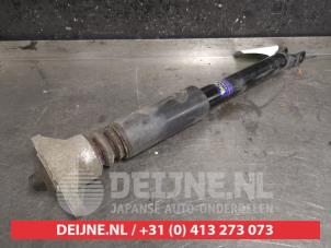 Used Rear shock absorber, left Kia Cee'd (JDB5) 1.4i 16V Price € 40,00 Margin scheme offered by V.Deijne Jap.Auto-onderdelen BV