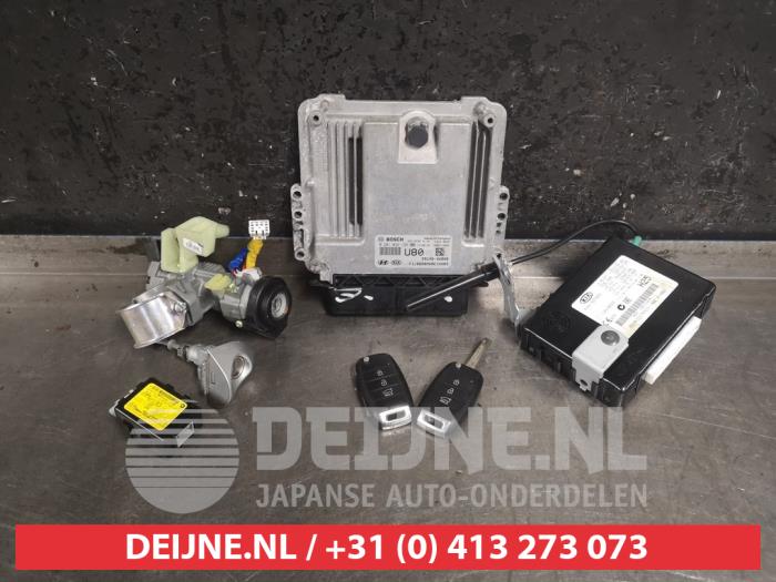 Used Engine management computer Kia Cee'd Sportswagon (JDC5) 1.4 CRDi 16V Price € 150,00 Margin scheme offered by V.Deijne Jap.Auto-onderdelen BV
