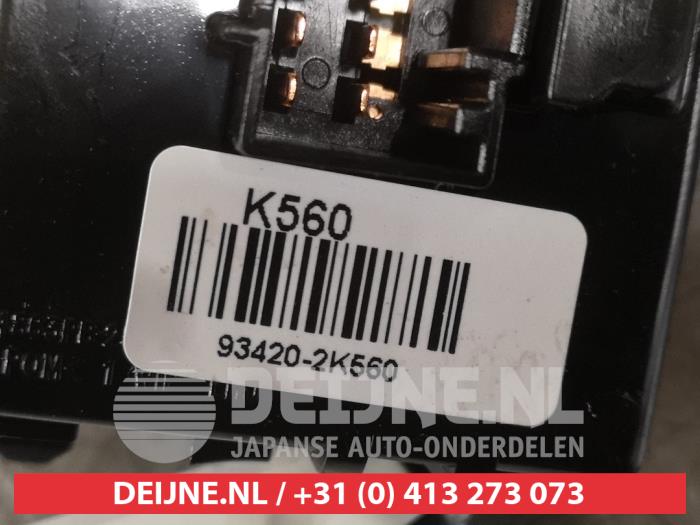 Scheibenwischer Schalter van een Hyundai iX20 (JC) 1.6 CRDi 16V VGT 2013