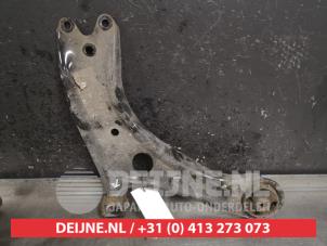 Used Front lower wishbone, right Kia Sportage (QL) 1.6 GDI 16V 4x2 Price on request offered by V.Deijne Jap.Auto-onderdelen BV