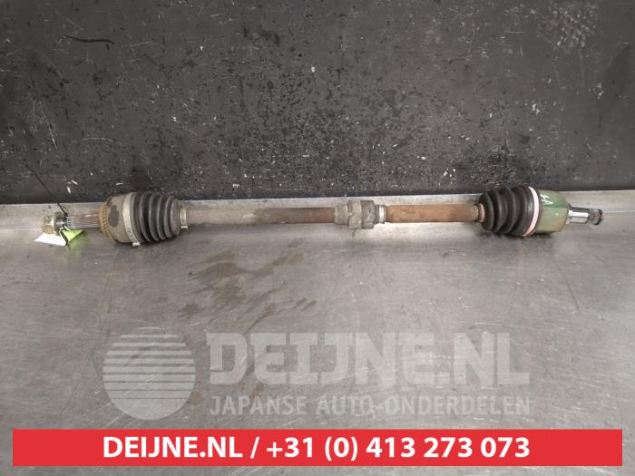Mitsubishi Lancer Front drive shafts, right stock