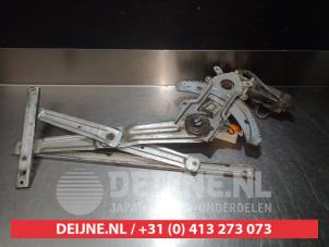 Used Window mechanism 4-door, front left Ssang Yong Musso 2.9D Price on request offered by V.Deijne Jap.Auto-onderdelen BV