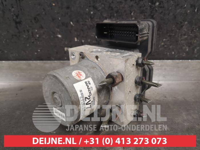 Usagé Bloc ABS Hyundai Veloster 1.6 GDI 16V Prix € 75,00 Règlement à la marge proposé par V.Deijne Jap.Auto-onderdelen BV
