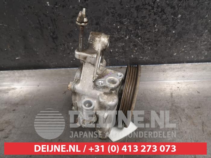 Usagé Pompe de direction Honda Civic Coupé (EJ1/2) 1.5 16V Prix € 35,00 Règlement à la marge proposé par V.Deijne Jap.Auto-onderdelen BV