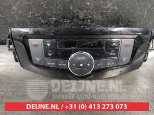 Usados Panel de control de calefacción Nissan NP 300 Navara (D23) 2.3 dCi 16V Precio de solicitud ofrecido por V.Deijne Jap.Auto-onderdelen BV