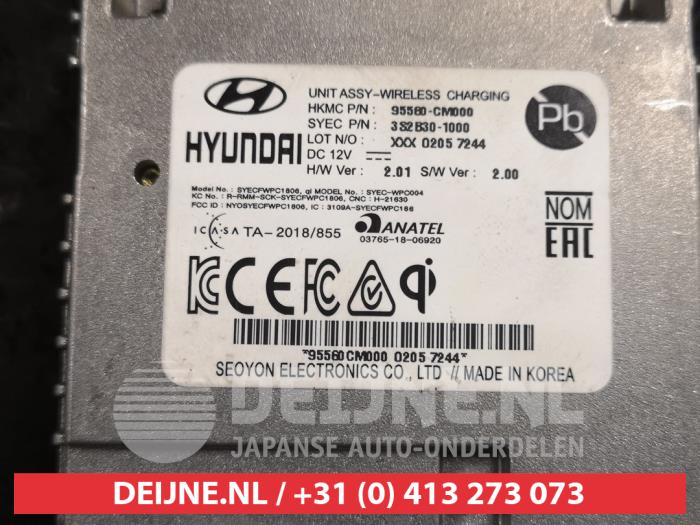 Draadloze oplader from a Hyundai Kona (OS) 39 kWh 2020