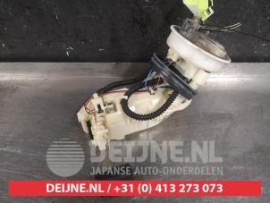 Used Electric fuel pump Honda Civic (EP/EU) 1.4 16V Price on request offered by V.Deijne Jap.Auto-onderdelen BV