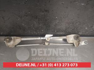 Used Wiper mechanism Nissan Navara (D40) 2.5 dCi 16V 4x4 Price on request offered by V.Deijne Jap.Auto-onderdelen BV