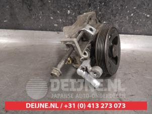 Used Power steering pump Subaru Legacy Wagon (BH) 2.0 16V Price € 75,00 Margin scheme offered by V.Deijne Jap.Auto-onderdelen BV