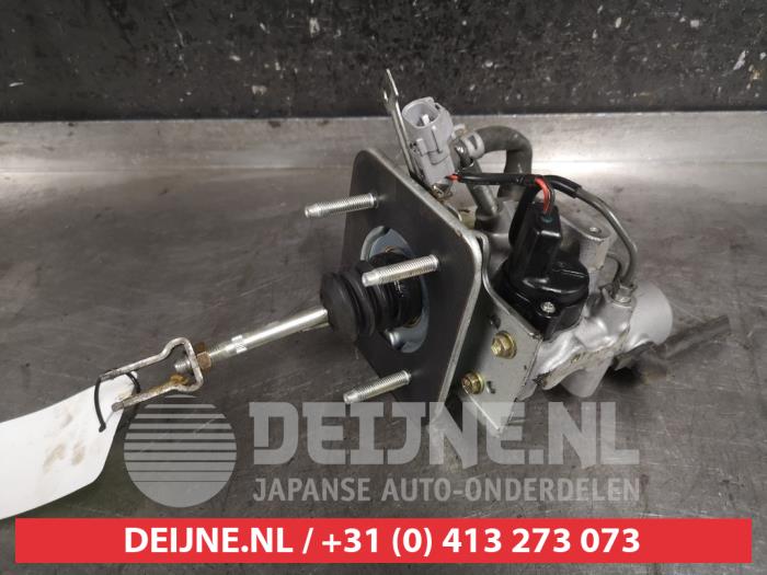 Usagé Servo frein Lexus RX (U3) 400h V6 24V VVT-i FWD Prix € 250,00 Règlement à la marge proposé par V.Deijne Jap.Auto-onderdelen BV