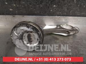 Used Connecting rod Hyundai iX35 (LM) 2.0 GDI 16V Price on request offered by V.Deijne Jap.Auto-onderdelen BV