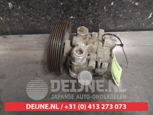 Used Power steering pump Mitsubishi Outlander (CW) 2.2 DI-D 16V Clear Tec 4x4 Price € 75,00 Margin scheme offered by V.Deijne Jap.Auto-onderdelen BV