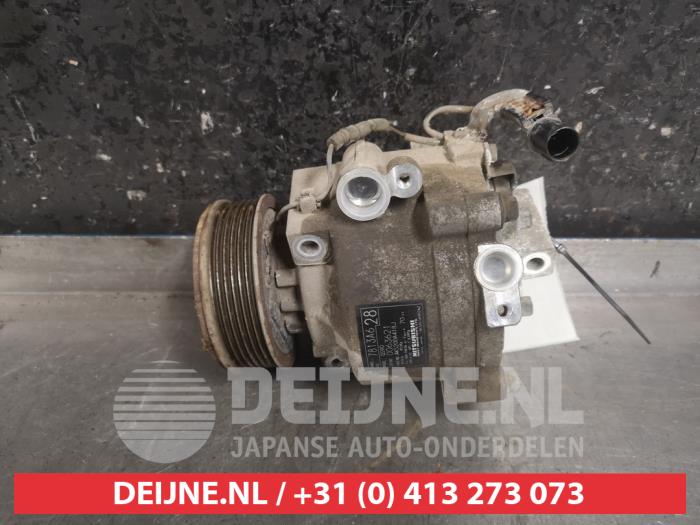 Usagé Pompe clim Mitsubishi Outlander (GF/GG) 2.2 DI-D 16V Clear Tec 4x4 Prix € 125,00 Règlement à la marge proposé par V.Deijne Jap.Auto-onderdelen BV