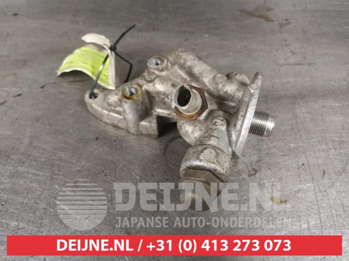 Gebrauchte Ölfiltergehäuse Mitsubishi Pajero Hardtop (V6/7) 3.8 V6 24V MIVEC Preis auf Anfrage angeboten von V.Deijne Jap.Auto-onderdelen BV
