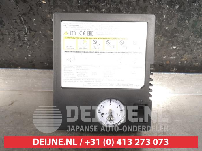 Begagnade Däckpump Mitsubishi Space Star (A0) 1.0 12V Pris € 25,00 Marginaltabell erbjuds av V.Deijne Jap.Auto-onderdelen BV