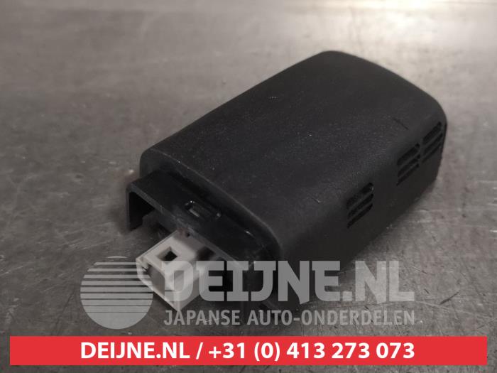 Begagnade Regnsensor Toyota C-HR (X1,X5) 1.8 16V Hybrid Pris € 25,00 Marginaltabell erbjuds av V.Deijne Jap.Auto-onderdelen BV