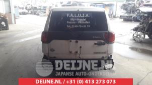 Used Towbar Nissan Terrano II (R20/TR50) 2.7 TDi Price on request offered by V.Deijne Jap.Auto-onderdelen BV