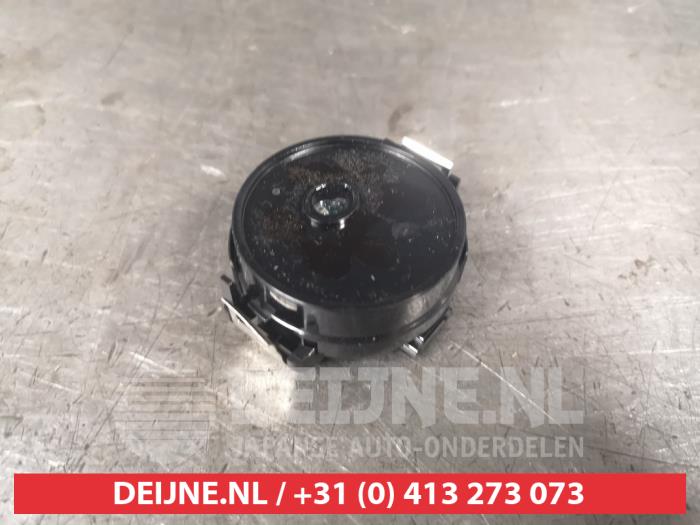 Begagnade Regnsensor Nissan Note (E12) 1.2 DIG-S 98 Pris € 25,00 Marginaltabell erbjuds av V.Deijne Jap.Auto-onderdelen BV