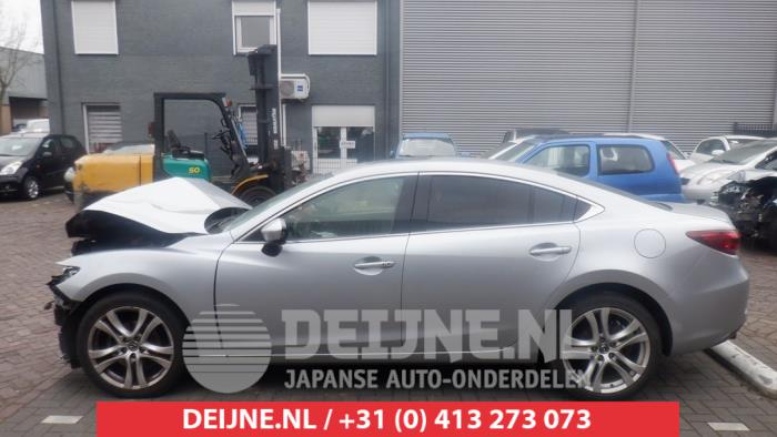 Usados Ventanilla triangular izquierda detrás Mazda 6 (GJ/GH/GL) 2.5 SkyActiv-G 16V Precio € 35,00 Norma de margen ofrecido por V.Deijne Jap.Auto-onderdelen BV