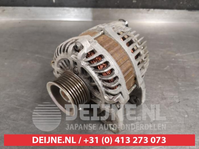 Usagé Dynamo Nissan Note (E11) 1.6 16V Prix € 30,00 Règlement à la marge proposé par V.Deijne Jap.Auto-onderdelen BV