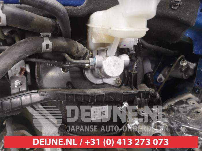 Usagé Servo frein Honda Civic (FK6/7/8/9) 2.0i Type R VTEC Turbo 16V Prix € 75,00 Règlement à la marge proposé par V.Deijne Jap.Auto-onderdelen BV