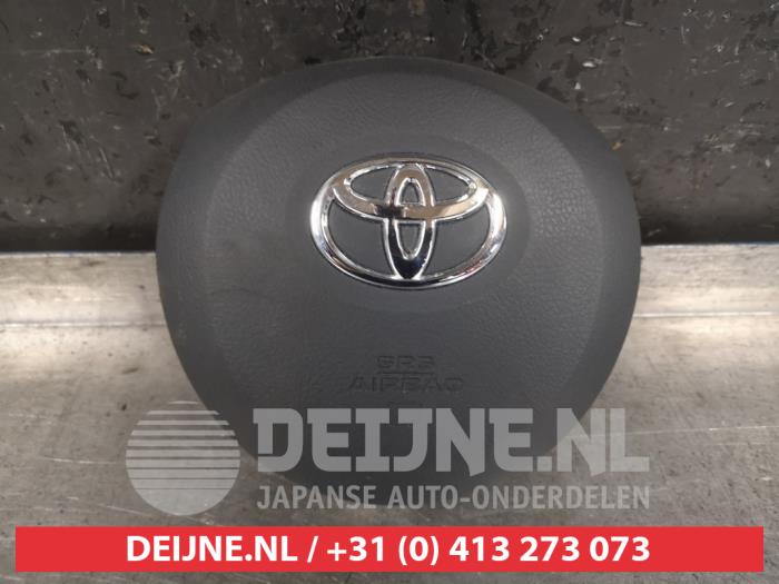 Poduszka powietrzna lewa (kierownica) z Toyota Yaris III (P13) 1.33 16V Dual VVT-I 2014