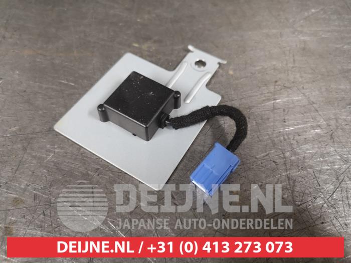 Używane Antena GPS Mazda 6 SportBreak (GJ/GH/GL) 2.2 SkyActiv-D 150 16V Cena € 50,00 Procedura marży oferowane przez V.Deijne Jap.Auto-onderdelen BV
