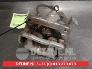 Used Rear brake calliper, left Kia Cee'd Sportswagon (JDC5) 1.6 GDI 16V Price € 50,00 Margin scheme offered by V.Deijne Jap.Auto-onderdelen BV