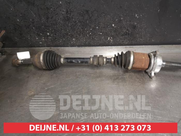 Front drive shafts, right with engine code MR1 stock