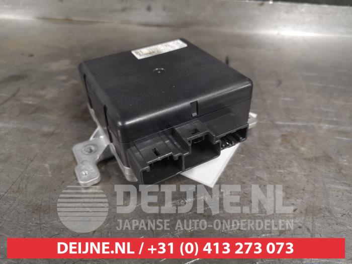 Usagé Ordinateur direction assistée Honda Insight (ZE2) 1.3 16V VTEC Prix € 75,00 Règlement à la marge proposé par V.Deijne Jap.Auto-onderdelen BV