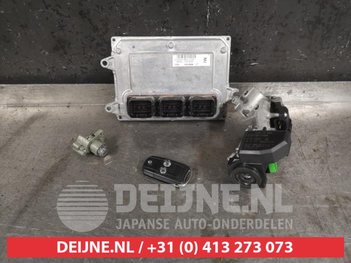 Używane Stacyjka + Kluczyk Honda Insight (ZE2) 1.3 16V VTEC Cena € 150,00 Procedura marży oferowane przez V.Deijne Jap.Auto-onderdelen BV