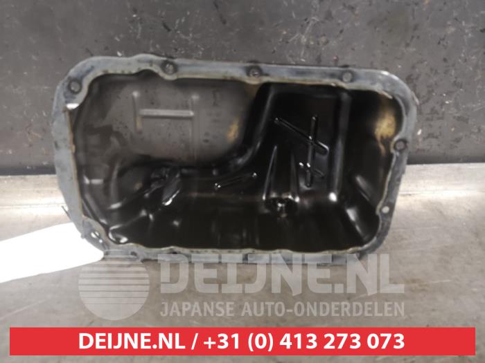 Used Sump Mitsubishi Space Star (A0) 1.0 12V Price € 50,00 Margin scheme offered by V.Deijne Jap.Auto-onderdelen BV