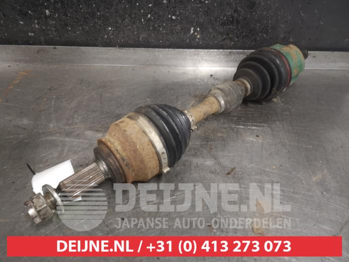 Gebrauchte Antriebswelle links vorne Mitsubishi Outlander (CW) 2.0 DI-D 16V 4x4 Preis € 75,00 Margenregelung angeboten von V.Deijne Jap.Auto-onderdelen BV