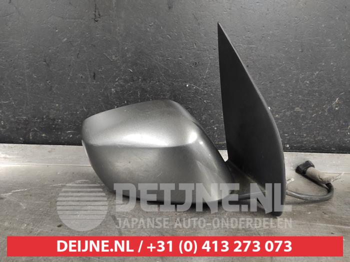 Wing mirror, right from a Nissan Pathfinder (R51) 2.5 dCi 16V 4x4 2007