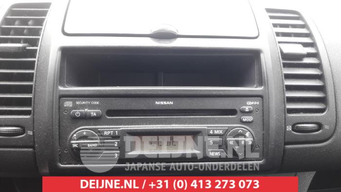 Radio d'un Nissan Note (E11) 1.4 16V 2010
