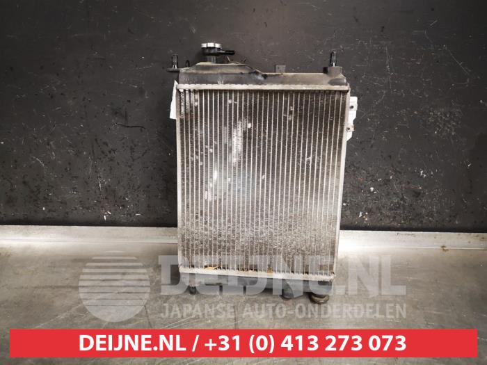 Used Radiator Hyundai Getz 1.3i 12V Price € 35,00 Margin scheme offered by V.Deijne Jap.Auto-onderdelen BV