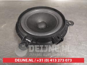 Used Speaker Mazda CX-3 2.0 SkyActiv-G 120 Price € 75,00 Margin scheme offered by V.Deijne Jap.Auto-onderdelen BV