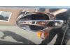Poignée portière 4portes avant gauche d'un Lexus CT 200h, 2010 1.8 16V, Berline avec hayon arrière, Electrique Essence, 1.798cc, 73kW (99pk), FWD, 2ZRFXE, 2010-12 / 2020-09, ZWA10 2015