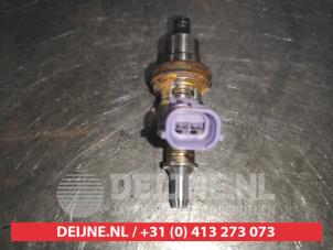 Used Injector (diesel) Toyota Avensis (T27) 2.0 16V D-4D-F Price € 75,00 Margin scheme offered by V.Deijne Jap.Auto-onderdelen BV