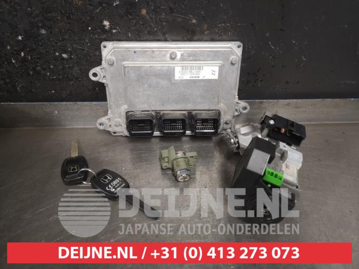 Używane Stacyjka + Kluczyk Honda Insight (ZE2) 1.3 16V VTEC Cena € 150,00 Procedura marży oferowane przez V.Deijne Jap.Auto-onderdelen BV