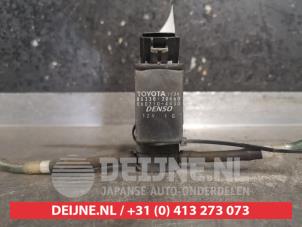 Used Windscreen washer pump Toyota Yaris Verso (P2) 1.3 16V Price on request offered by V.Deijne Jap.Auto-onderdelen BV