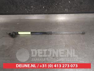 Used Rear gas strut, right Toyota Corolla (E21/EA1/EH1) 1.8 16V Hybrid Price on request offered by V.Deijne Jap.Auto-onderdelen BV
